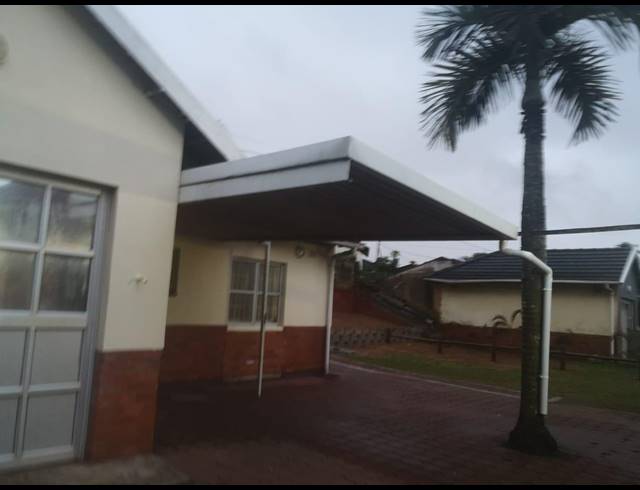 225M² BUSINESS FOR SALE IN BLUFF